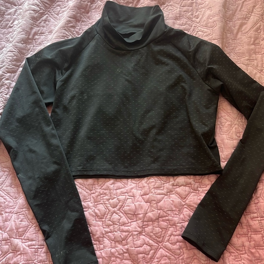 Oiselle Firecracker Reflective Crop Long Sleeve